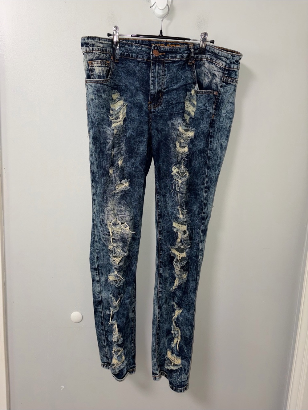 VIP Jeans Skinny Extra Distressed Acid Wash Stretch Punk Grunge Size 15/16 Jrs.